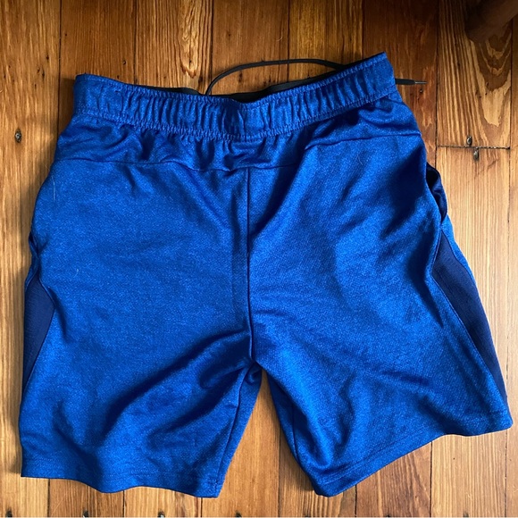 Nike Dri-FIT Men's Training Shorts - Standard Fit - Size Small - Picture 3 of 4